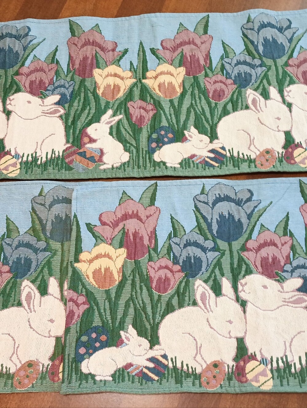 Vintage Easter Table Runner & 2 Matching Placemats (Runner: 72"L X 10 3/4"W)